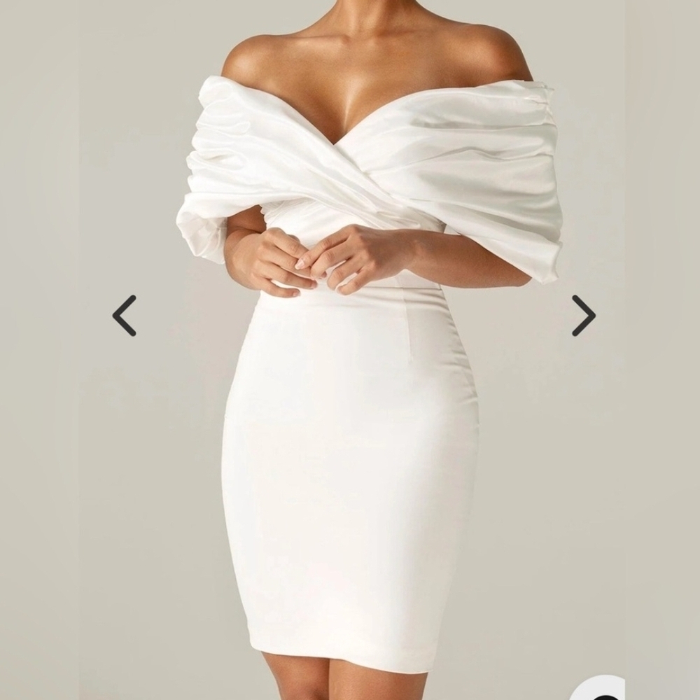 Alieva Elegant Strapless White Dress Size Small